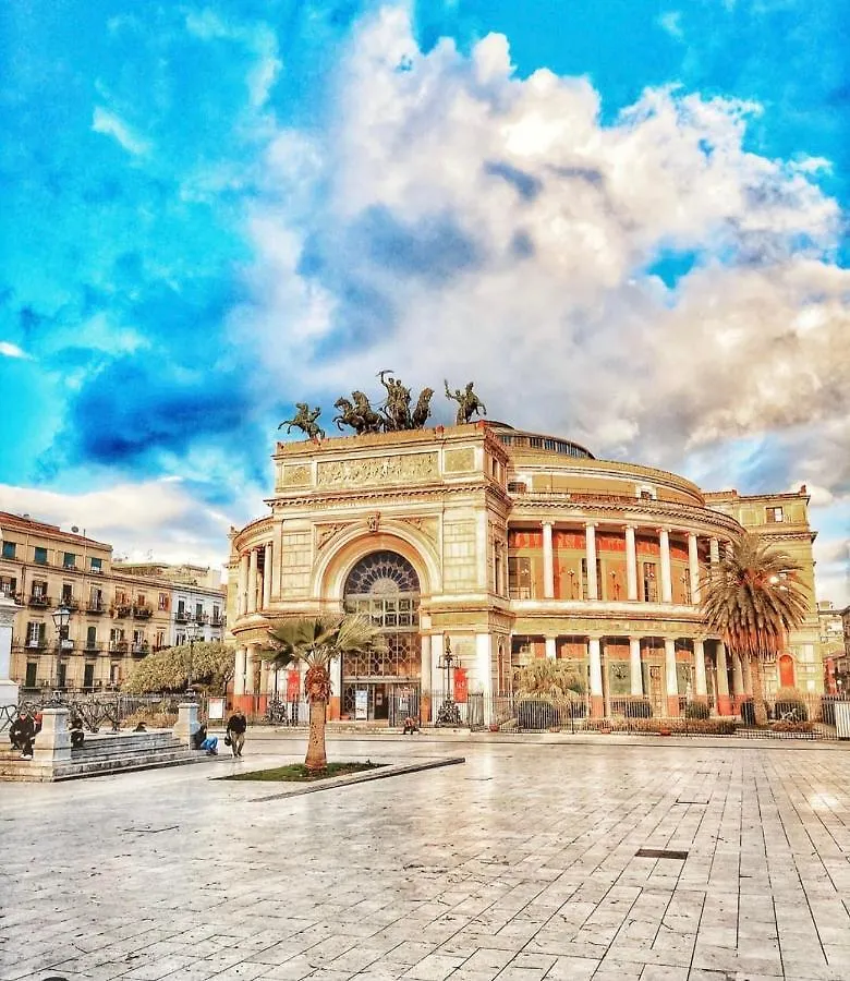 Kasa Kala Rooms & Apartments Palermo 2*,  Italien