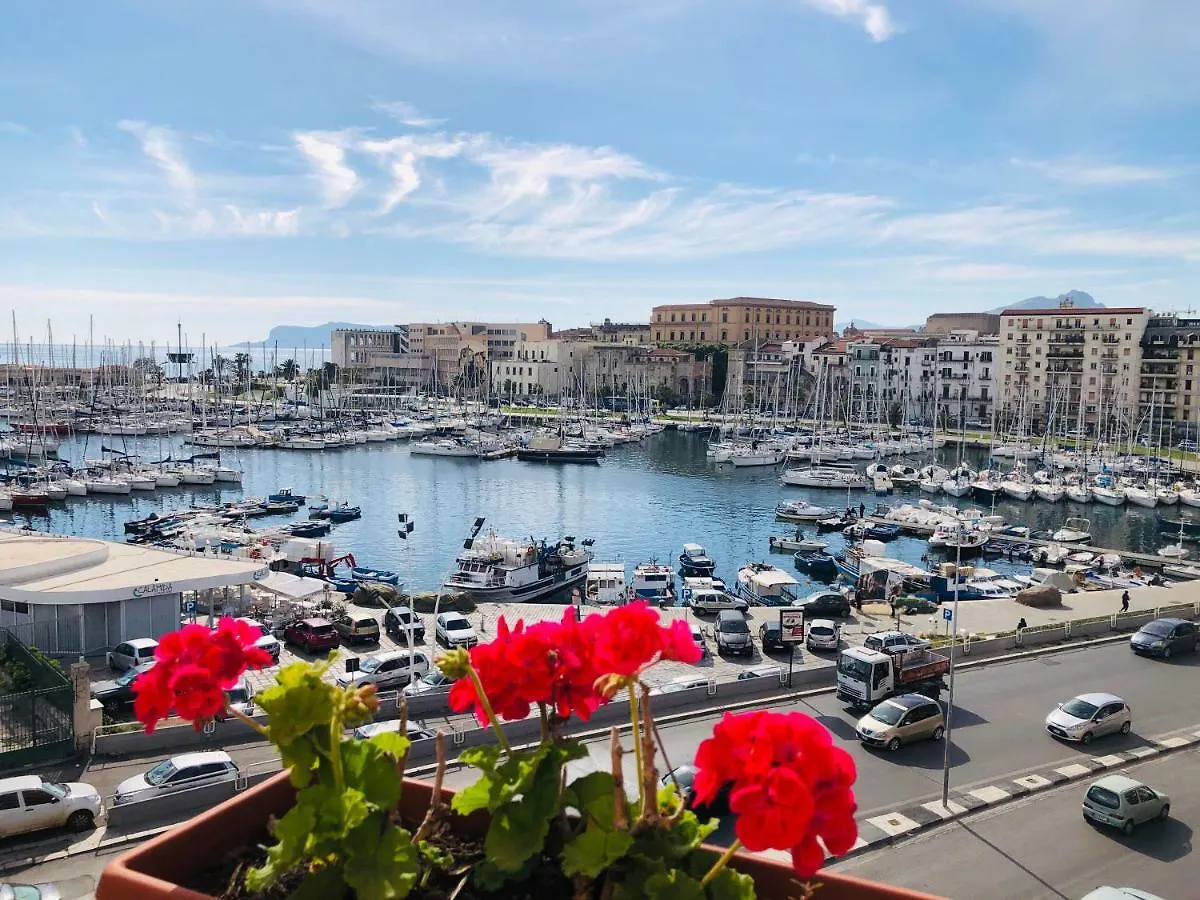 ** Pensionat Kasa Kala Rooms & Apartments Palermo Italien