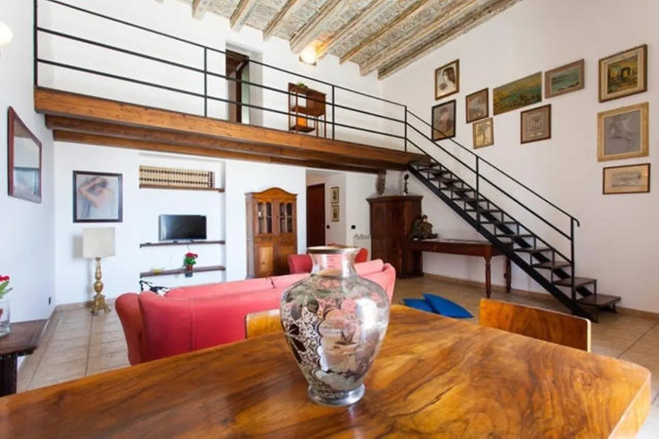 Kasa Kala Rooms & Apartments Palermo 2*,